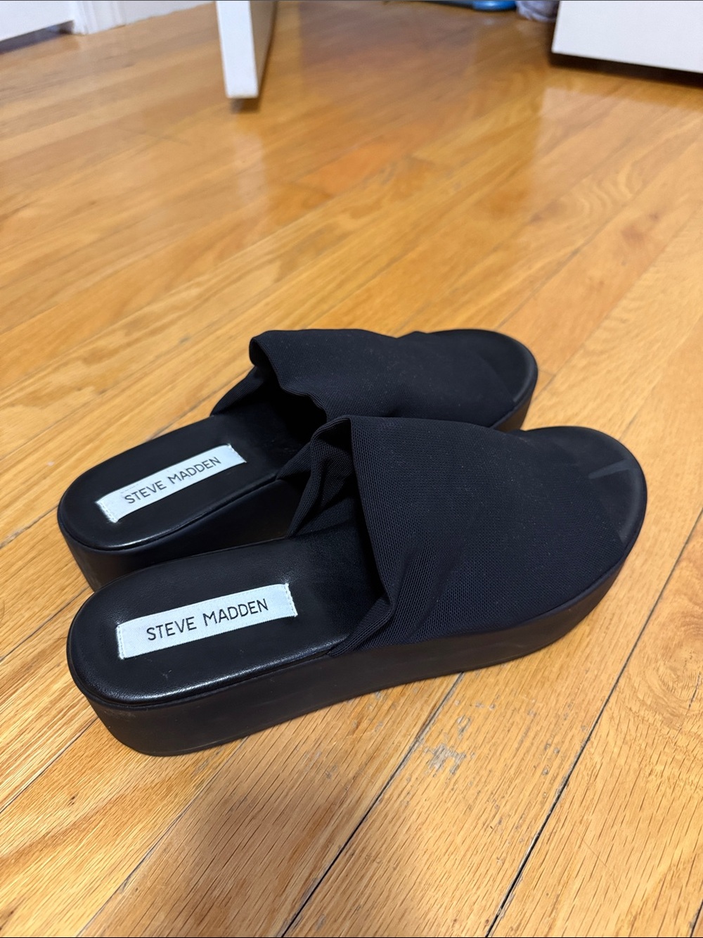 Steve Madden Black Fabric Platform Mule Slides - Picture 2 of 6
